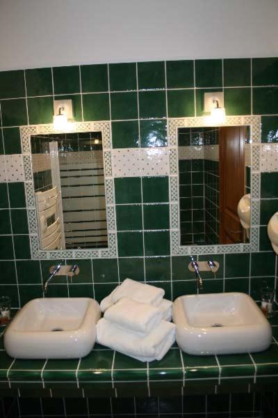 Charembeau Hotel Forcalquier Kültér fotó